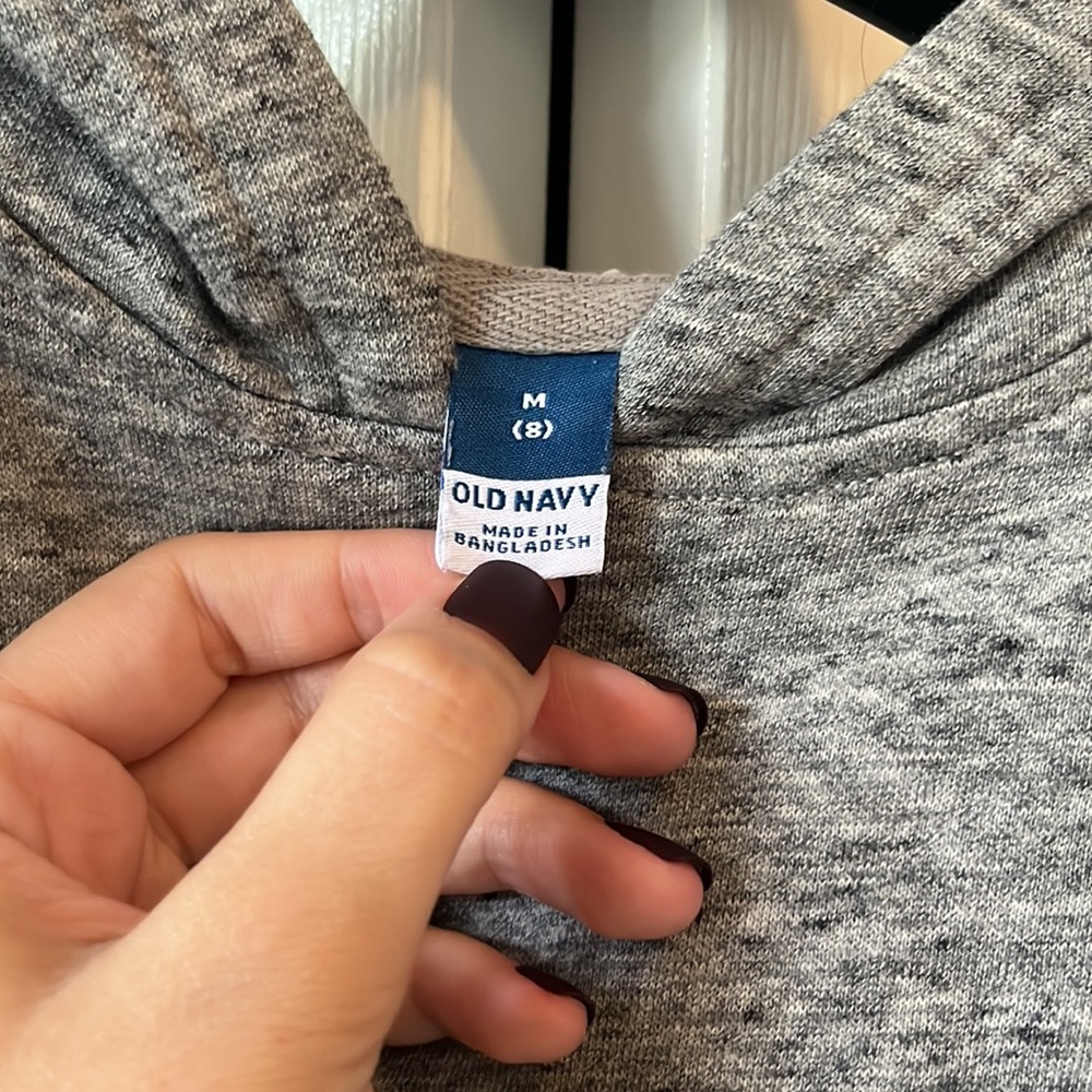 Old Navy children’s hoodie - Picture 2 of 3